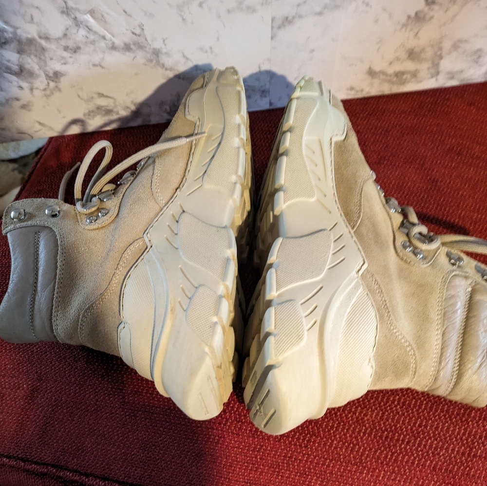 Women's Suede Hiking-Inspired Ankle Boots in Beige - Picture 4 of 9